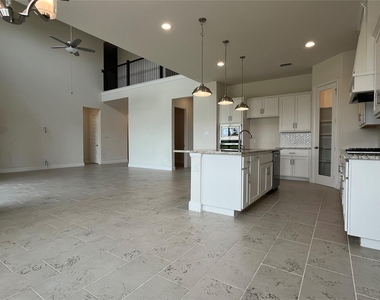 333 Elk Drive - Photo Thumbnail 5