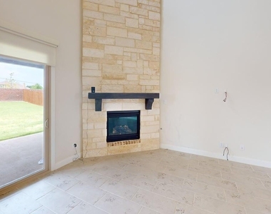333 Elk Drive - Photo Thumbnail 2