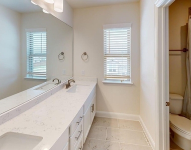 333 Elk Drive - Photo Thumbnail 33