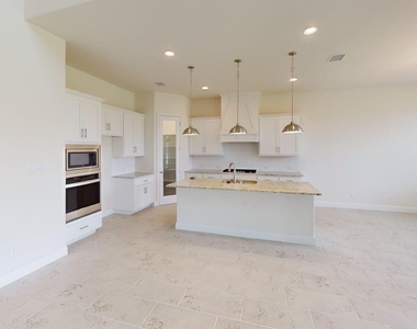 333 Elk Drive - Photo Thumbnail 9