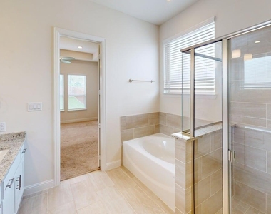 333 Elk Drive - Photo Thumbnail 32