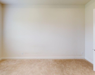 333 Elk Drive - Photo Thumbnail 20