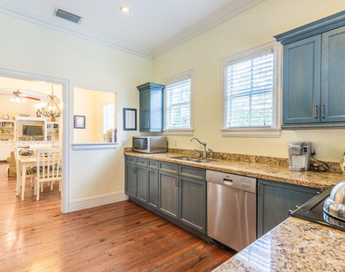 801 Se 3rd Avenue - Photo Thumbnail 16