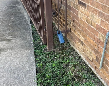 2033 Oakmeadow Street - Photo Thumbnail 28