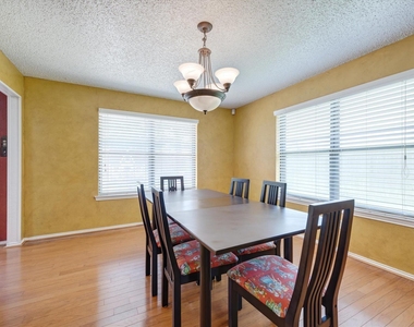 2033 Oakmeadow Street - Photo Thumbnail 6