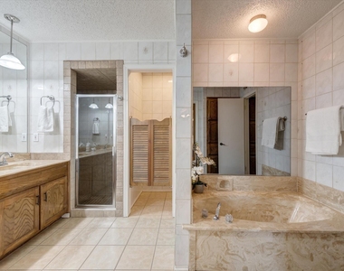 2033 Oakmeadow Street - Photo Thumbnail 13