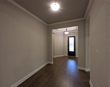 1720 Whispering Trail Drive - Photo Thumbnail 1