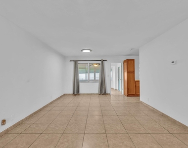 132 Se 2nd Court - Photo Thumbnail 6