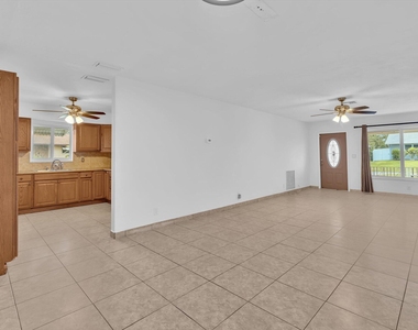 132 Se 2nd Court - Photo Thumbnail 4
