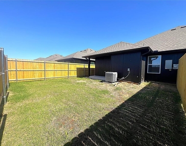 1713 Short Cove Drive - Photo Thumbnail 18