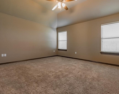 11113 Nw 8th Street - Photo Thumbnail 6
