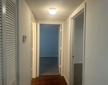 106 Sw Peacock Boulevard - Photo Thumbnail 4