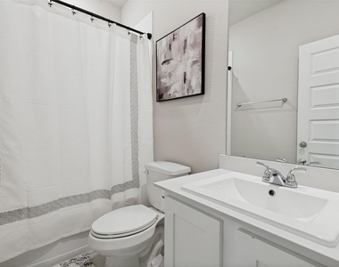 2808 Spring Side Drive - Photo Thumbnail 12