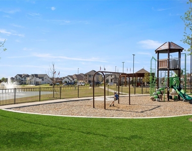 2808 Spring Side Drive - Photo Thumbnail 21
