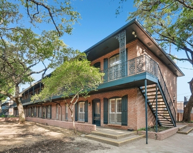 6017 E University Boulevard - Photo Thumbnail 17