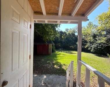 5135 Grapevine Drive - Photo Thumbnail 11