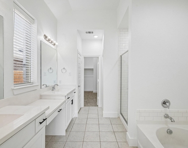 1506 Calcot Lane - Photo Thumbnail 20