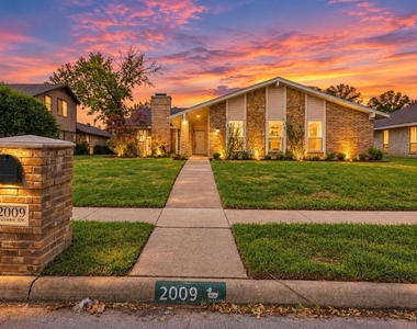 2009 Tulane Drive - Photo Thumbnail 5