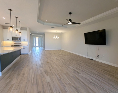 12965 Sw Ambra Street - Photo Thumbnail 12