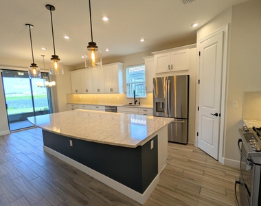 12965 Sw Ambra Street - Photo Thumbnail 7