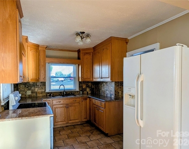 119 Ridgeway Avenue - Photo Thumbnail 3