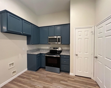 7150 Tularosa Court - Photo Thumbnail 7