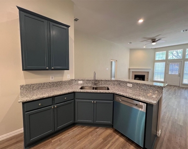 7150 Tularosa Court - Photo Thumbnail 4