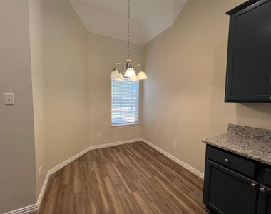 7150 Tularosa Court - Photo Thumbnail 9