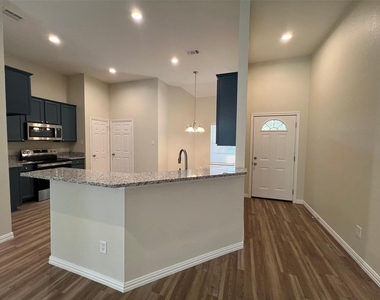 7150 Tularosa Court - Photo Thumbnail 5