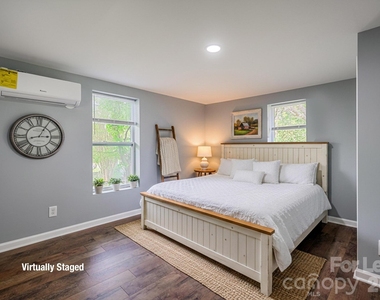 19513 Meridian Street - Photo Thumbnail 18