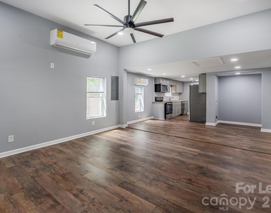 19513 Meridian Street - Photo Thumbnail 2