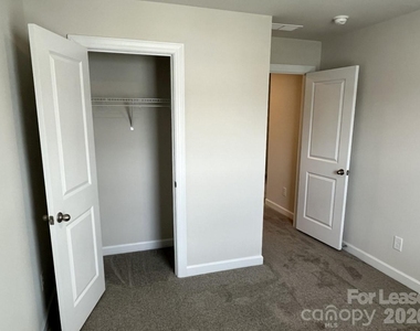 3713 Backwater Street - Photo Thumbnail 10