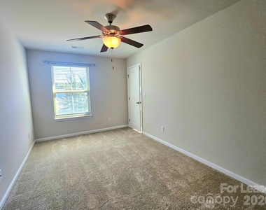 11072 Discovery Drive - Photo Thumbnail 19