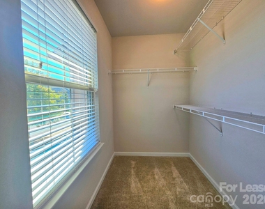 11072 Discovery Drive - Photo Thumbnail 18