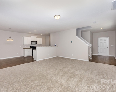 6209 Purbeck Way - Photo Thumbnail 4