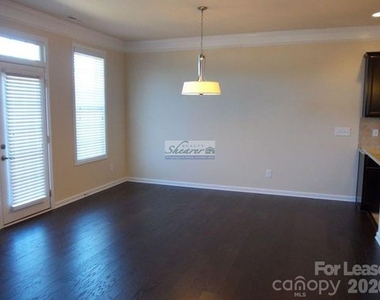 9597 Camberley Avenue - Photo Thumbnail 2