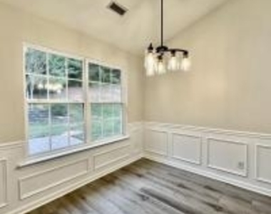 1888 Lillywood Lane - Photo Thumbnail 5