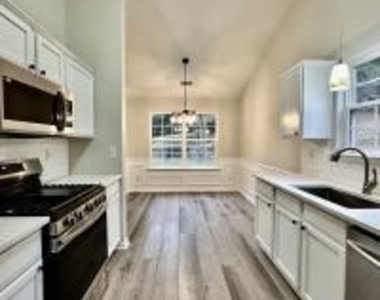 1888 Lillywood Lane - Photo Thumbnail 9