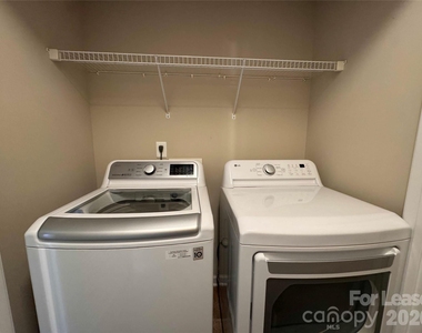 212 Bland Street W - Photo Thumbnail 15