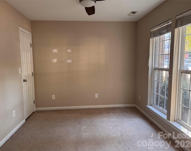 212 Bland Street W - Photo Thumbnail 17