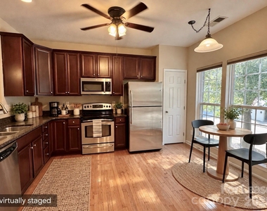 212 Bland Street W - Photo Thumbnail 4