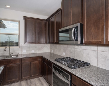 3508 Highland Bayou Drive - Photo Thumbnail 6
