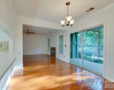 19827 Henderson Road - Photo Thumbnail 11