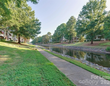 19827 Henderson Road - Photo Thumbnail 30