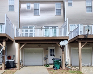 10222 Alexander Martin Avenue - Photo Thumbnail 19