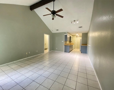 604 Lost Springs Court - Photo Thumbnail 4