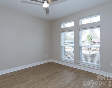 222 S Main Street - Photo Thumbnail 1