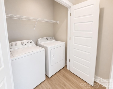 222 S Main Street - Photo Thumbnail 5