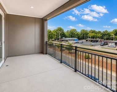 222 S Main Street - Photo Thumbnail 8
