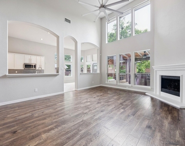 344 Huffman Bluff - Photo Thumbnail 10